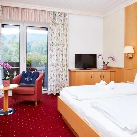 Hotel Lacus Am Weissensee