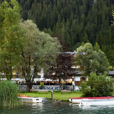 Hotel Lacus Am 4*