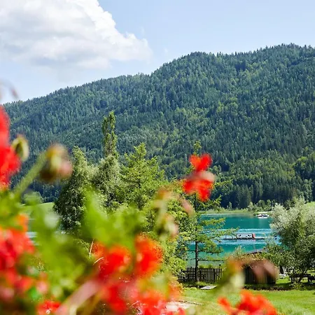 Hotel Lacus Am Weissensee